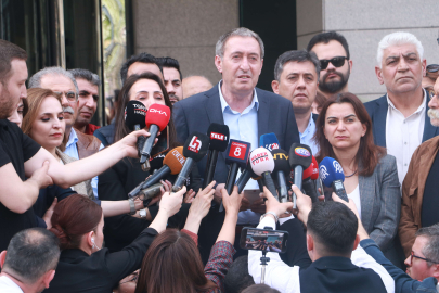 DEM Parti'den 'Abdullah Zeydan' açıklaması: Mazbatayı AKP adayına verme kararını reddediyoruz (5)