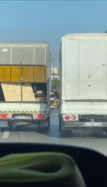 İstanbul - Üsküdar'da yol verme tartışması