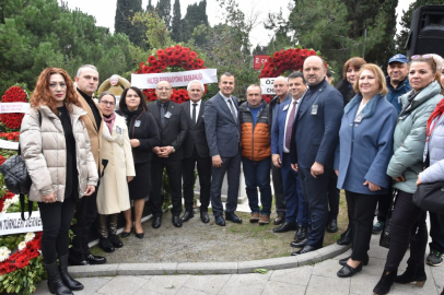 Naim Süleymanoğlu, vefatının 7'nci yılında kabri başında anıldı (FOTO EKLENDİ)