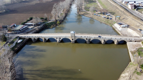 Edirne'de kuruma noktasına gelen nehirlerin debileri 3 kat arttı