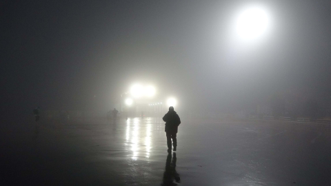 Çanakkale Boğazı’nda gemi trafiği, sis nedeniyle askıya alındı (2)