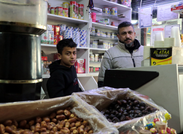 Kayseri'de esnaflık yapan Suriyeli Hüseyin, ülkesine dönüp baba mesleğini sürdürmek istiyor