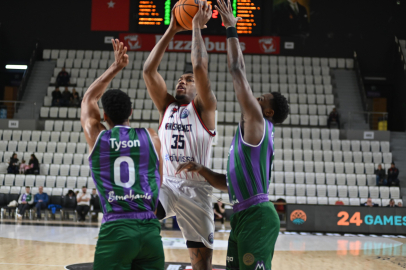 Manisa Basket - Unicaja Malaga: 97-103